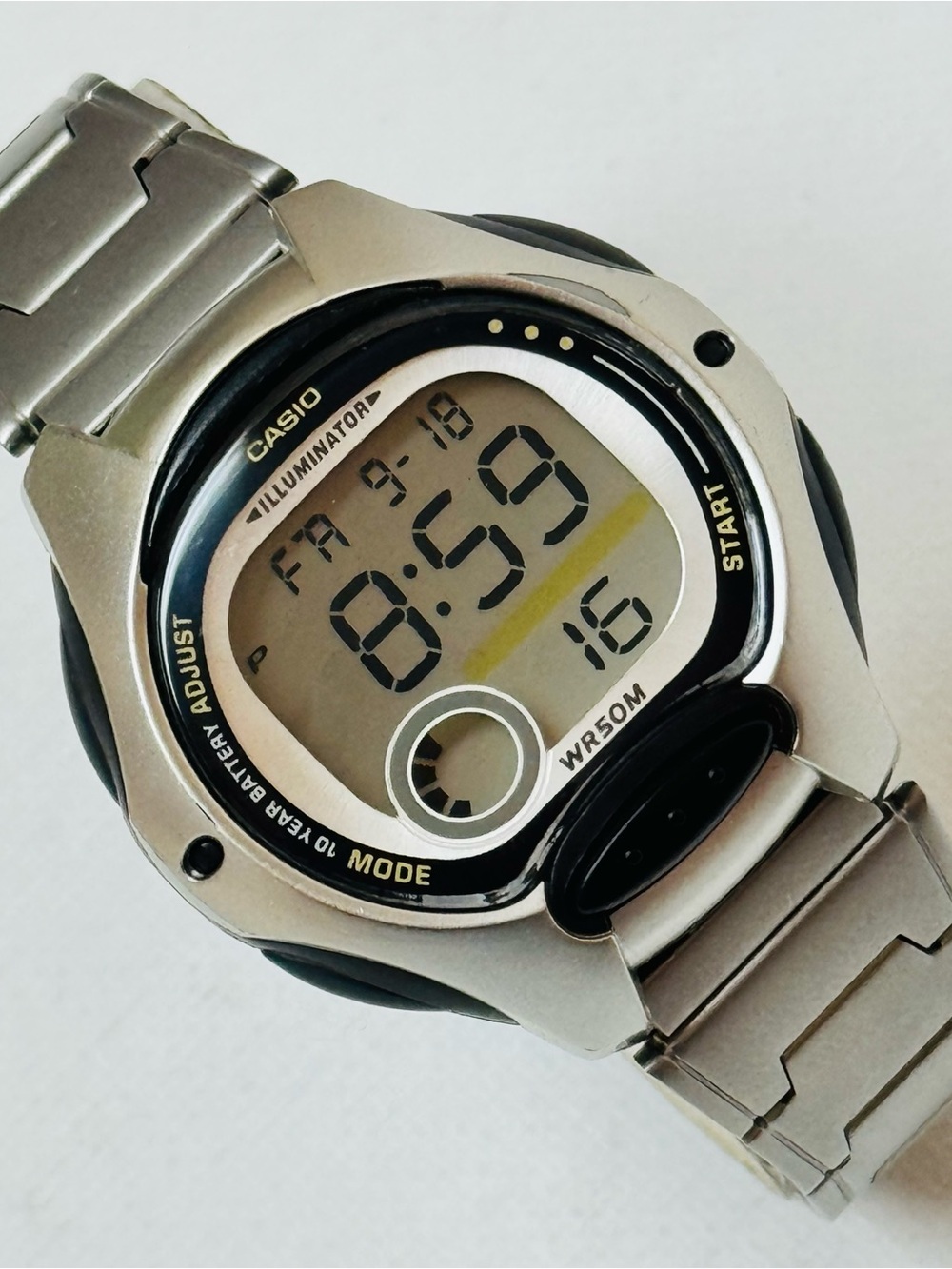 Casio Women's Digital Alarm Chrono Watch Silver Stainless Bracelet 2672 LW-200